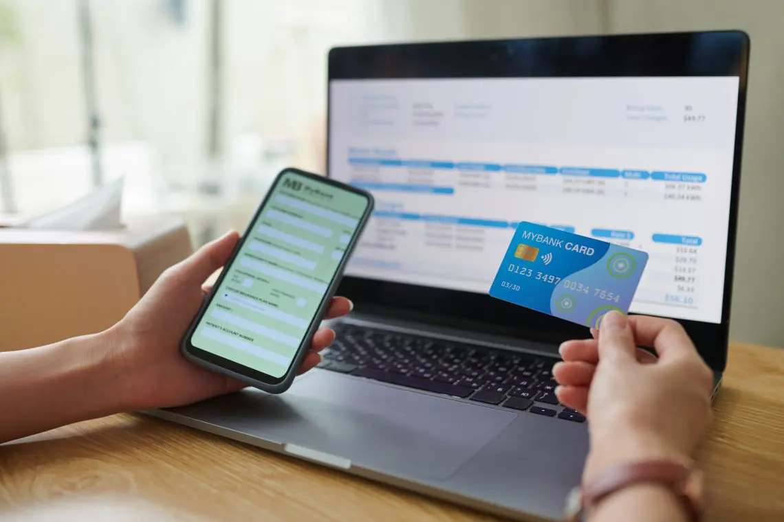 ONLINE BANKING SERVICES visual data 8